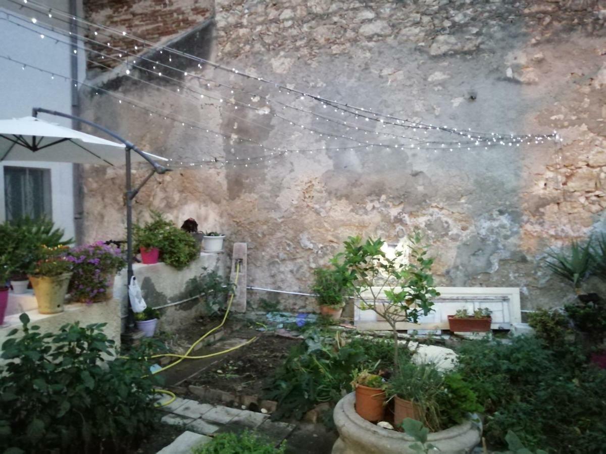 Graziella E Lucia * Syracuse